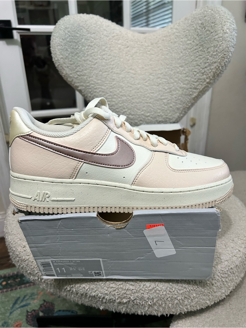 Nike Women’s Air Force 1 Low — Cream & Blush Size 11